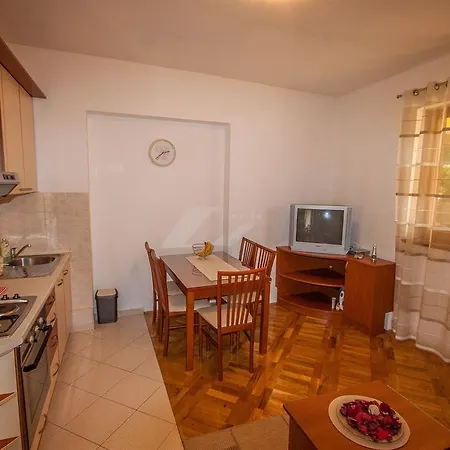 Apartamento Luka